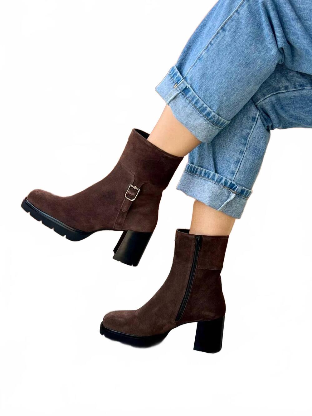 NEW HOMERS women's susan suede block-heel ankle boots in espresso